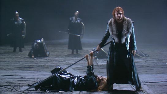 John Tomlinson as Wotan, Anne Evans as Brünnhilde in the Barenboim/Kupfer Ring at Bayreuth