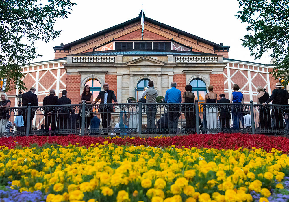 Festspielhaus Bayreuth. Wagneropera.net