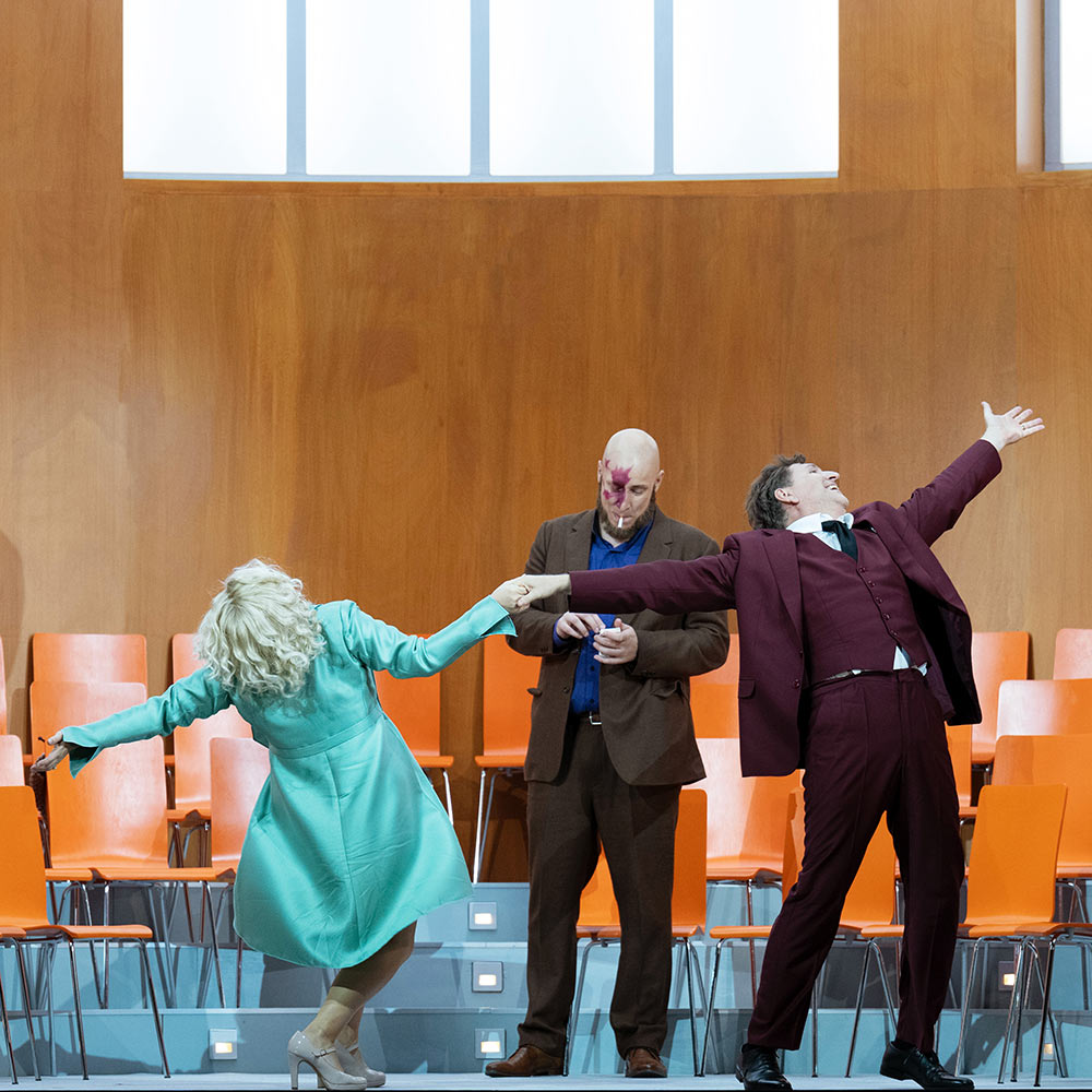 Mandy Fredrich (Gutrune), Andreas Schager (Siegfried) and Mika Kares (Hagen). Photo: Monika Rittershaus 