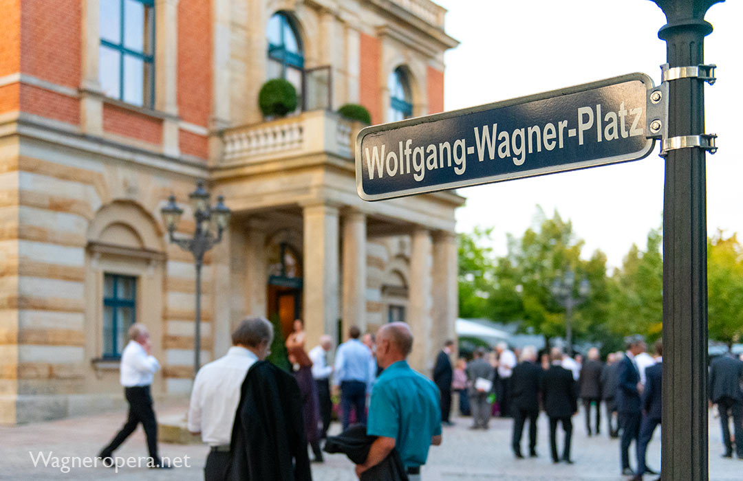 Wolfgang-Wagner-Platz